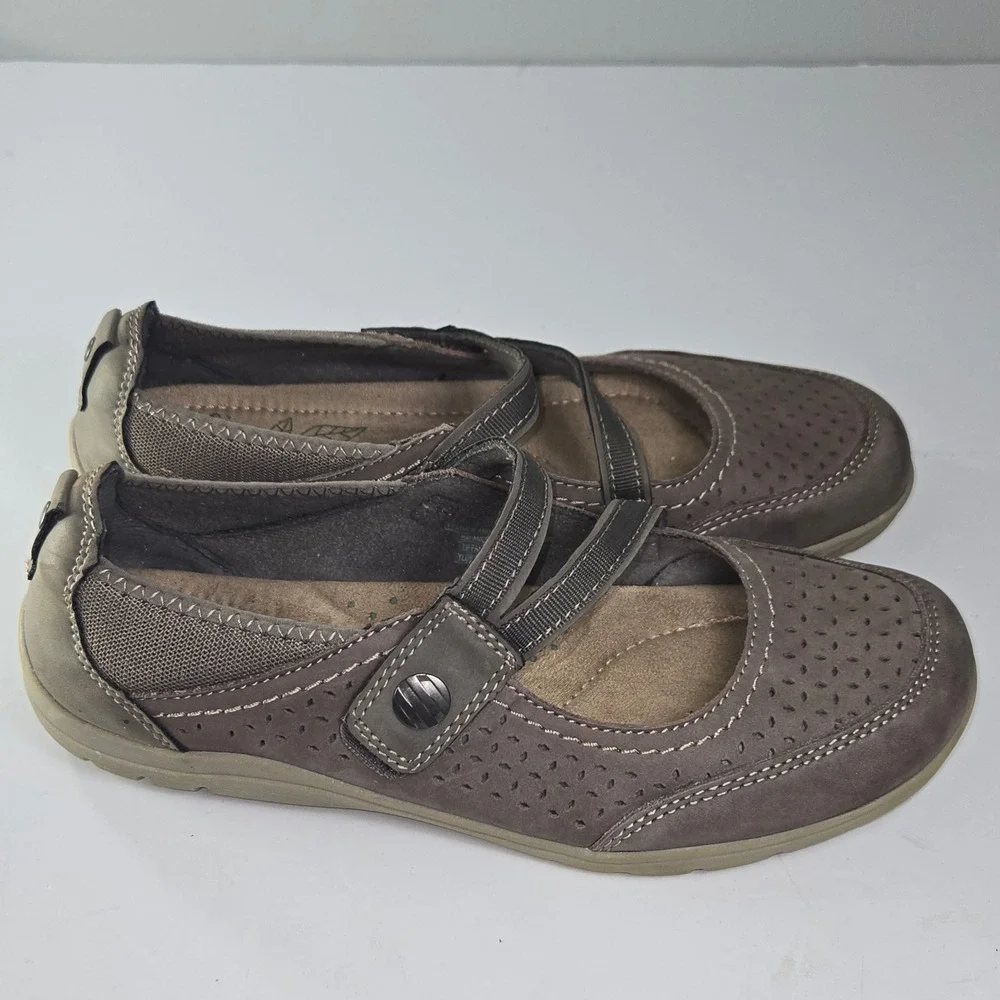 Earth Origins tiffany Comfort Mary Jane Flats Taupe Perforated Leather Size 9 - Picture 9 of 9